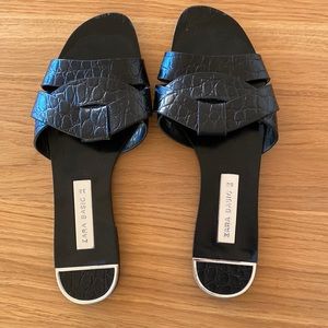 Zara Basic flat sandals